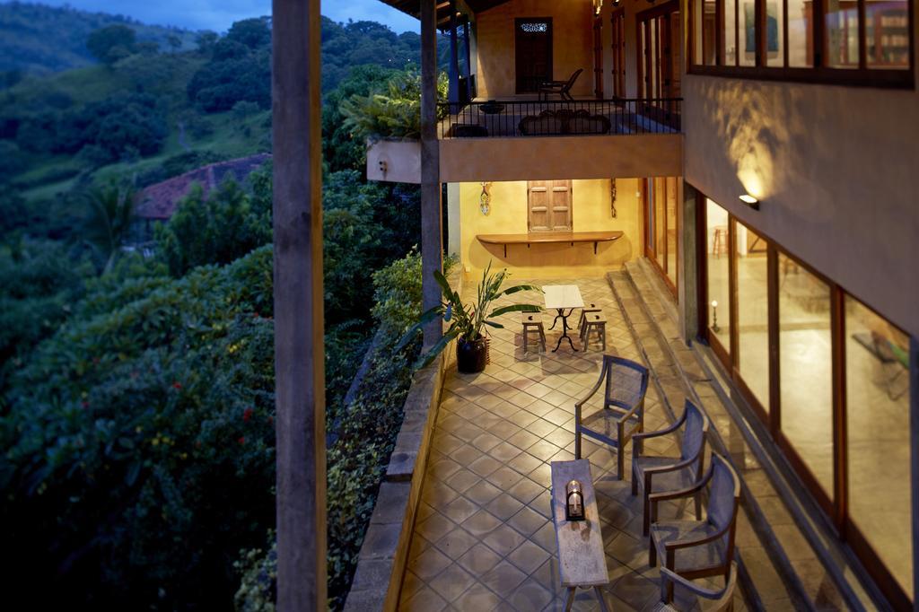 Bamboo Villa Kandy Digana Esterno foto